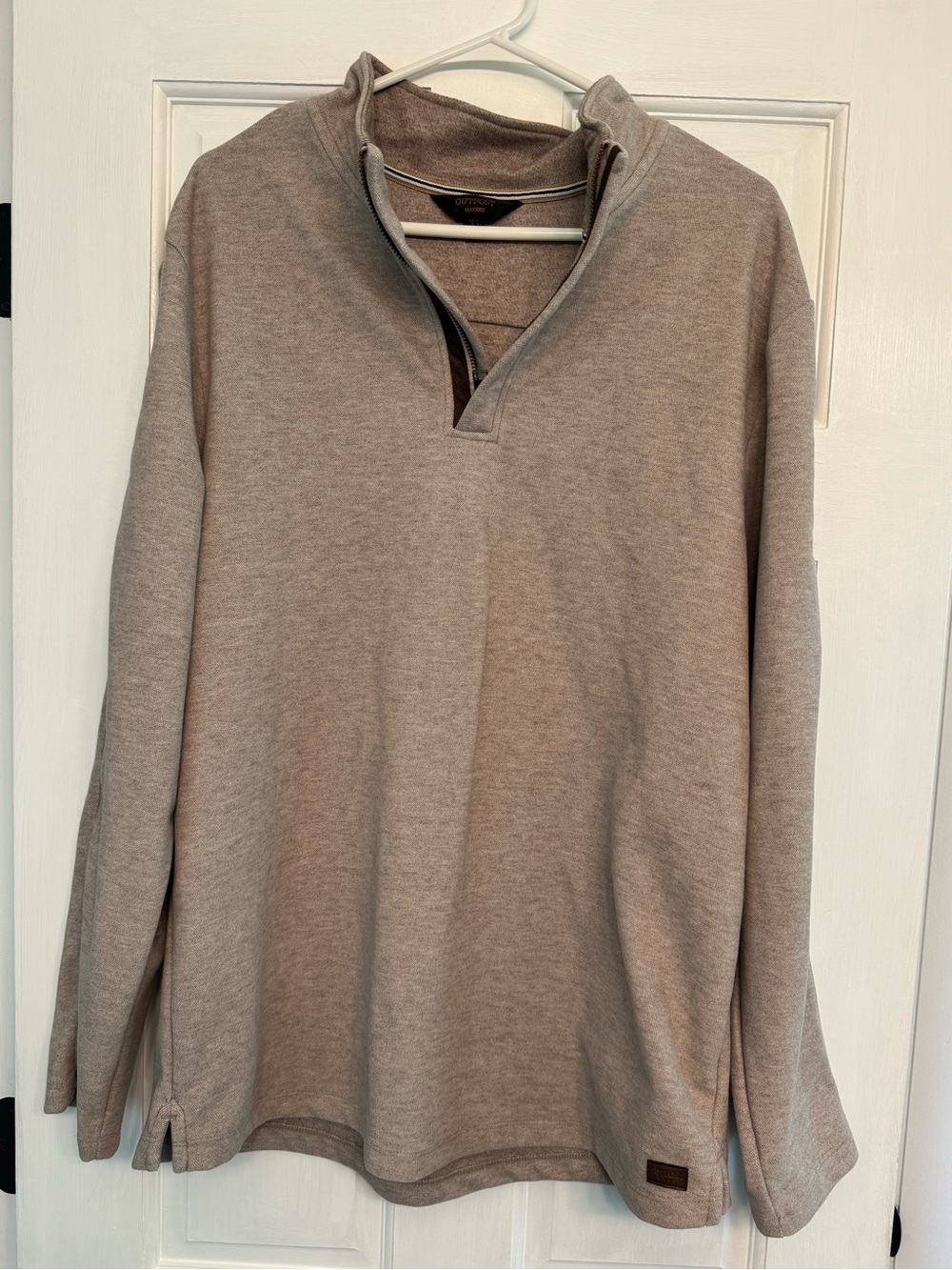Buckle Men’s Quarter-Zip Pullover in Taupe
